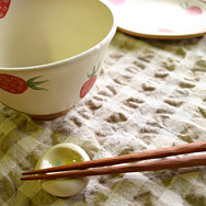 イチゴのお茶碗