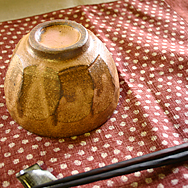 面取り飯碗[ピンク大]